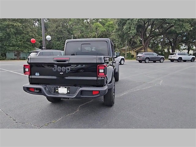 2025 Jeep Gladiator Sport S