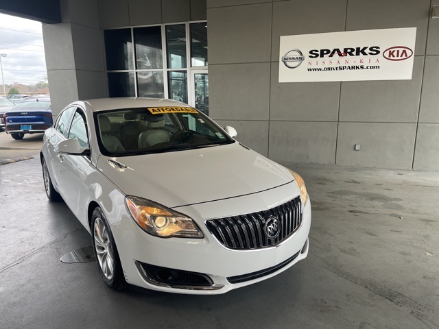 2016 Buick Regal Base's photo