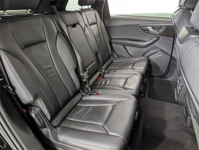 used 2023 Audi Q7 car, priced at $32,981