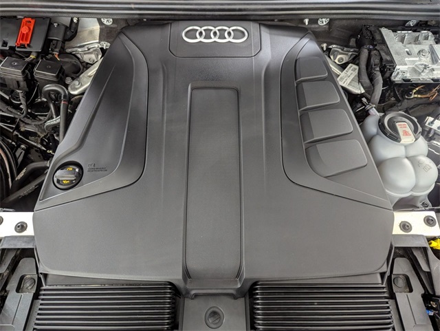 used 2023 Audi Q7 car, priced at $32,981
