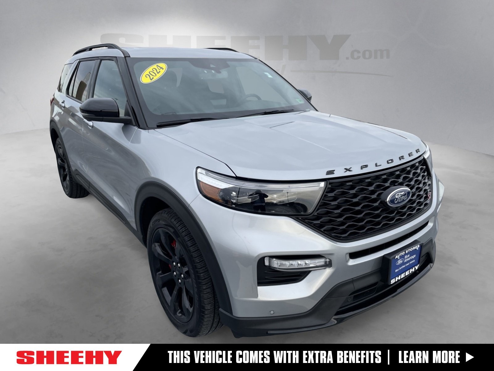 2024 Ford Explorer ST's photo