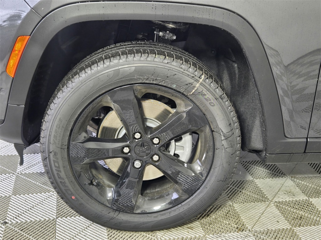 new 2025 Jeep Grand Cherokee L car, priced at $45,035