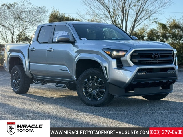 2025 Toyota Tacoma SR5's photo