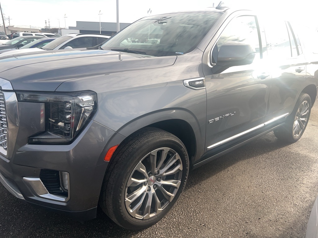 2021 GMC Yukon Denali's photo