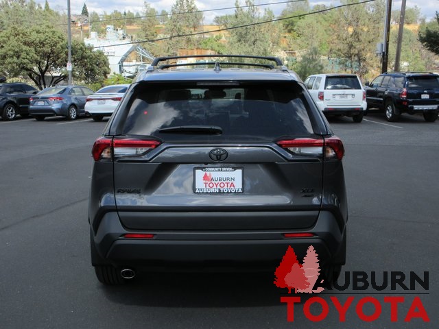 2025 Toyota RAV4 XLE Premium photo 2