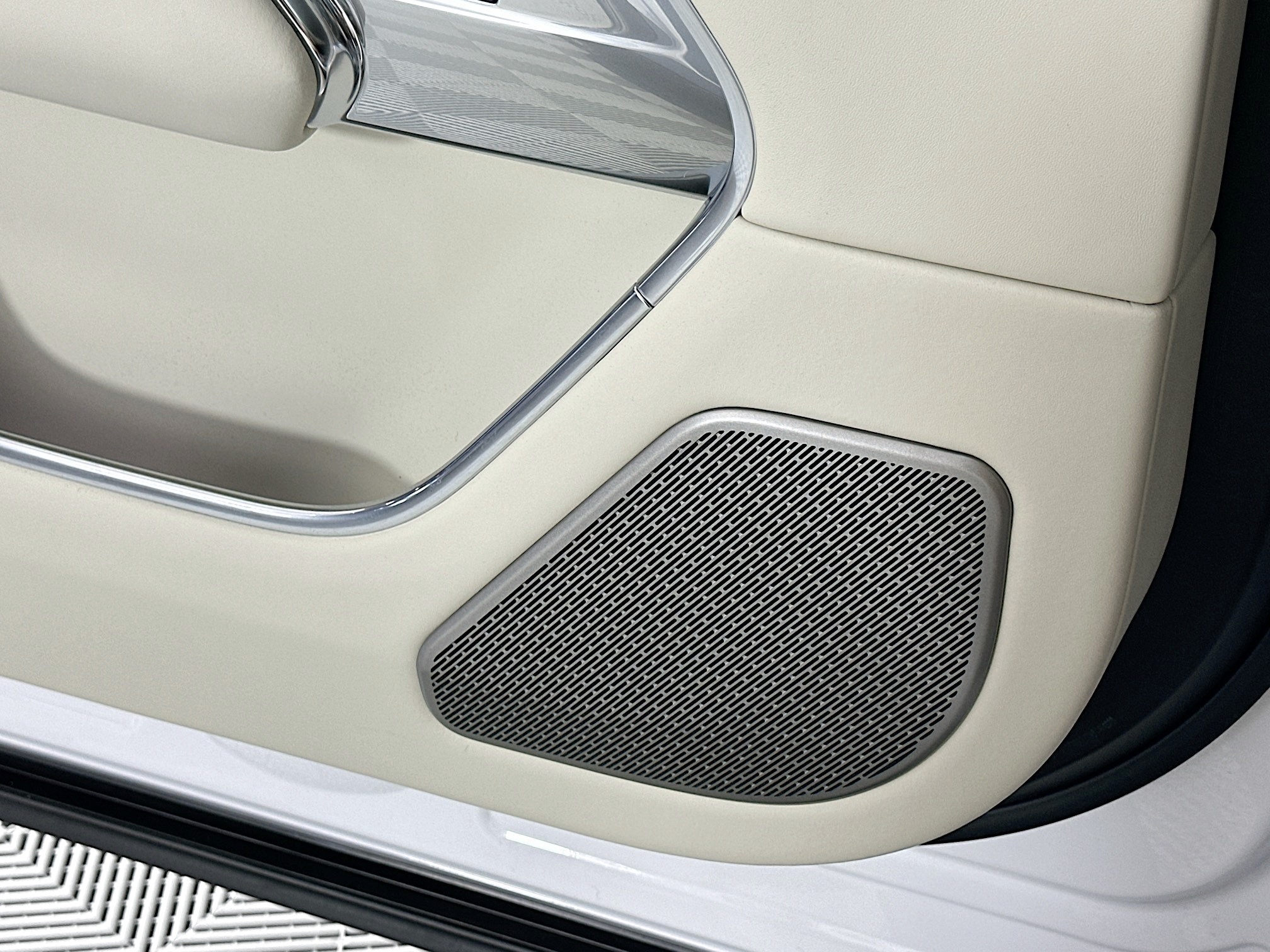 new 2026 Land Rover Range Rover car, priced at $189,460