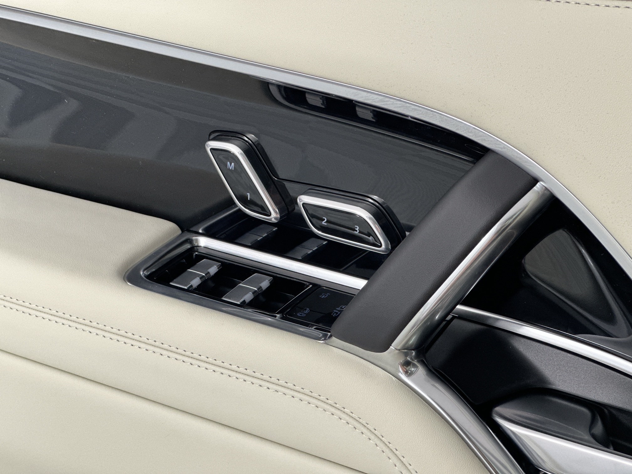 new 2026 Land Rover Range Rover car, priced at $189,460