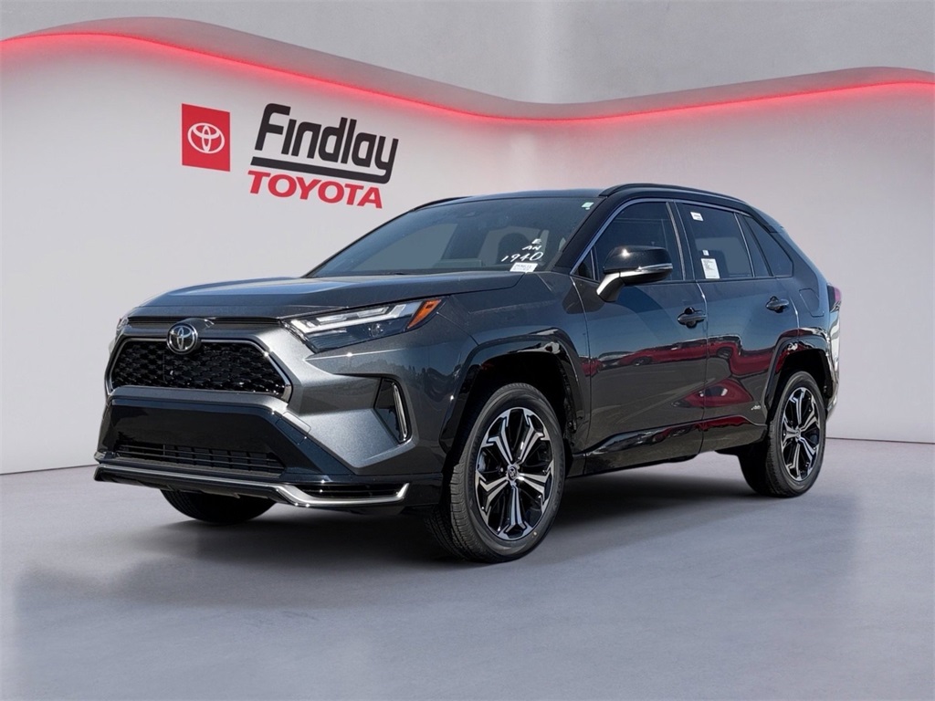 2025 Toyota RAV4 XSE's photo
