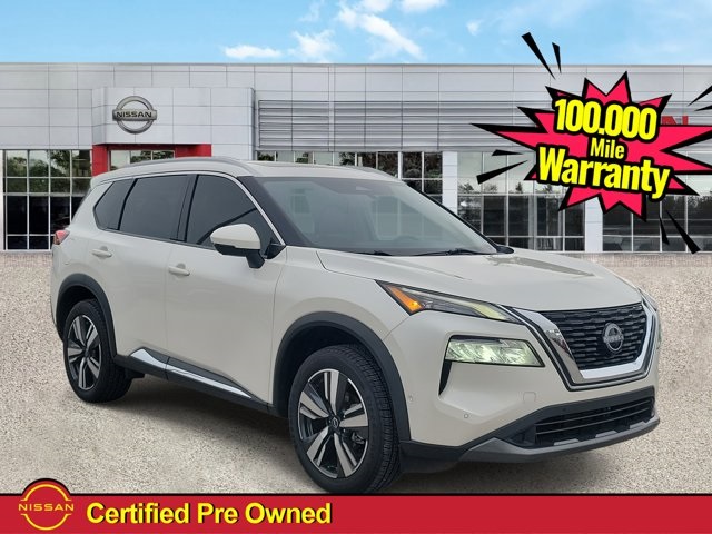 2023 Pearl White Tricoat Nissan Rogue SL SUV