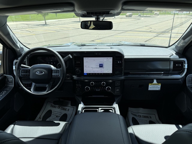 2025 Ford F-350 Super Duty Lariat