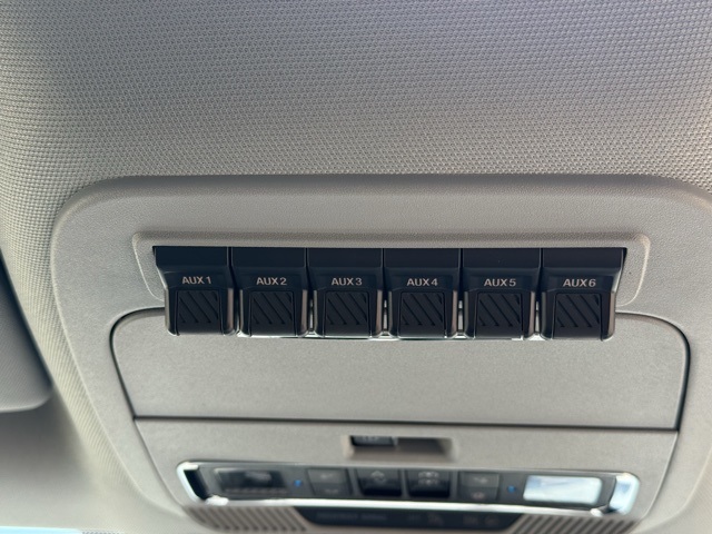 2025 Ford F-350 Super Duty Lariat