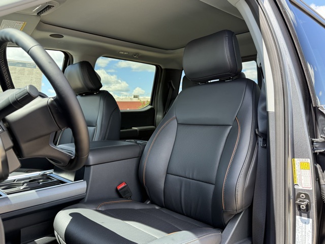 2025 Ford F-350 Super Duty Lariat