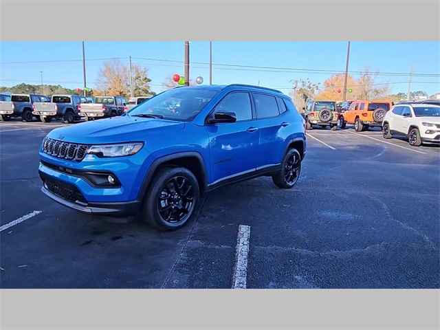 2026 Jeep Compass Latitude Altitude