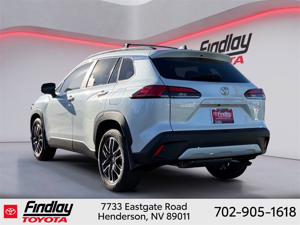 2026 Toyota Corolla Cross XLE photo 3