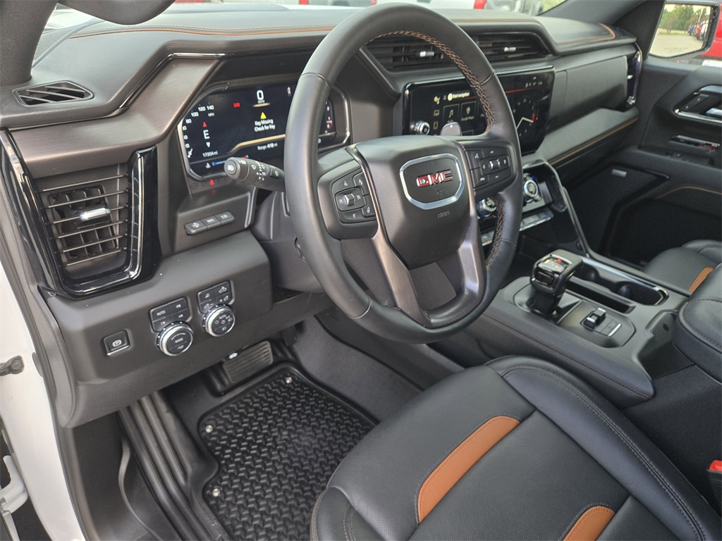 Used 2025 GMC Sierra 1500 Short Bed,Crew Cab Pickup