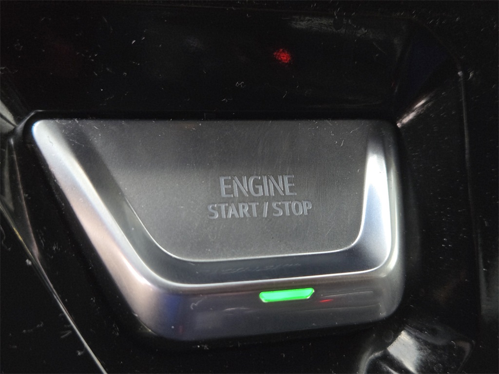 Used 2025 GMC Sierra 1500 Short Bed,Crew Cab Pickup
