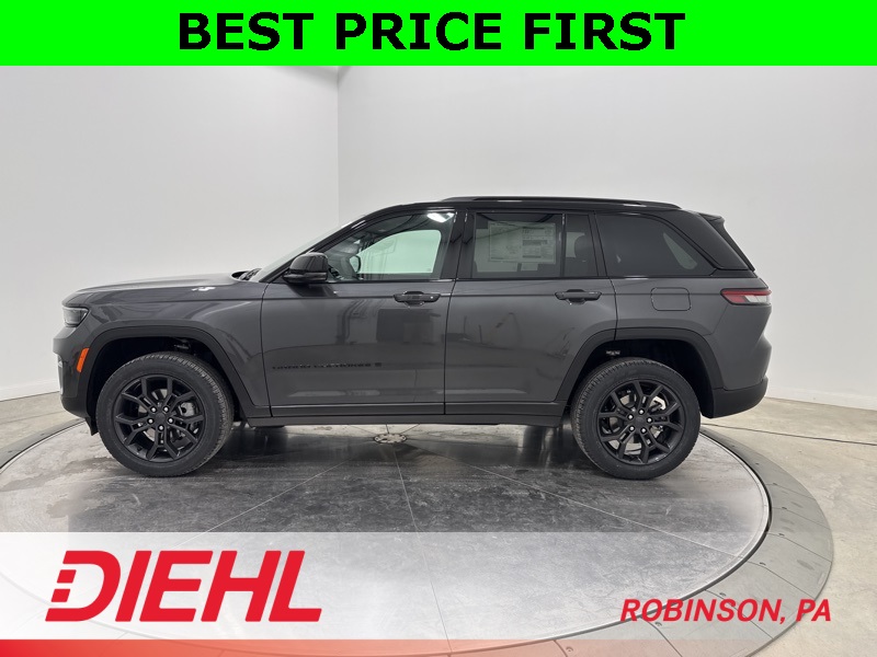 2025 Jeep Grand Cherokee Limited photo 2