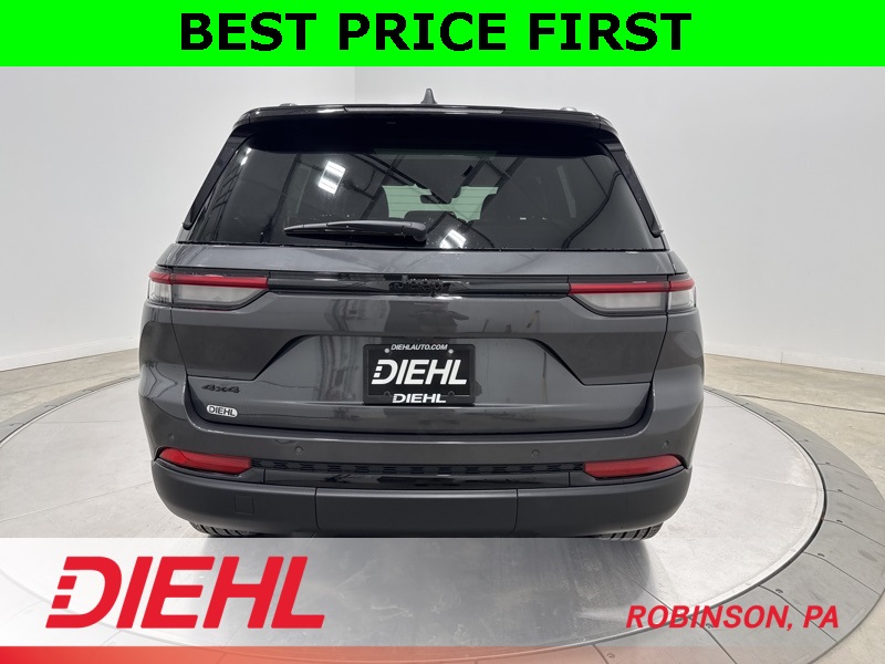 2025 Jeep Grand Cherokee Limited photo 4