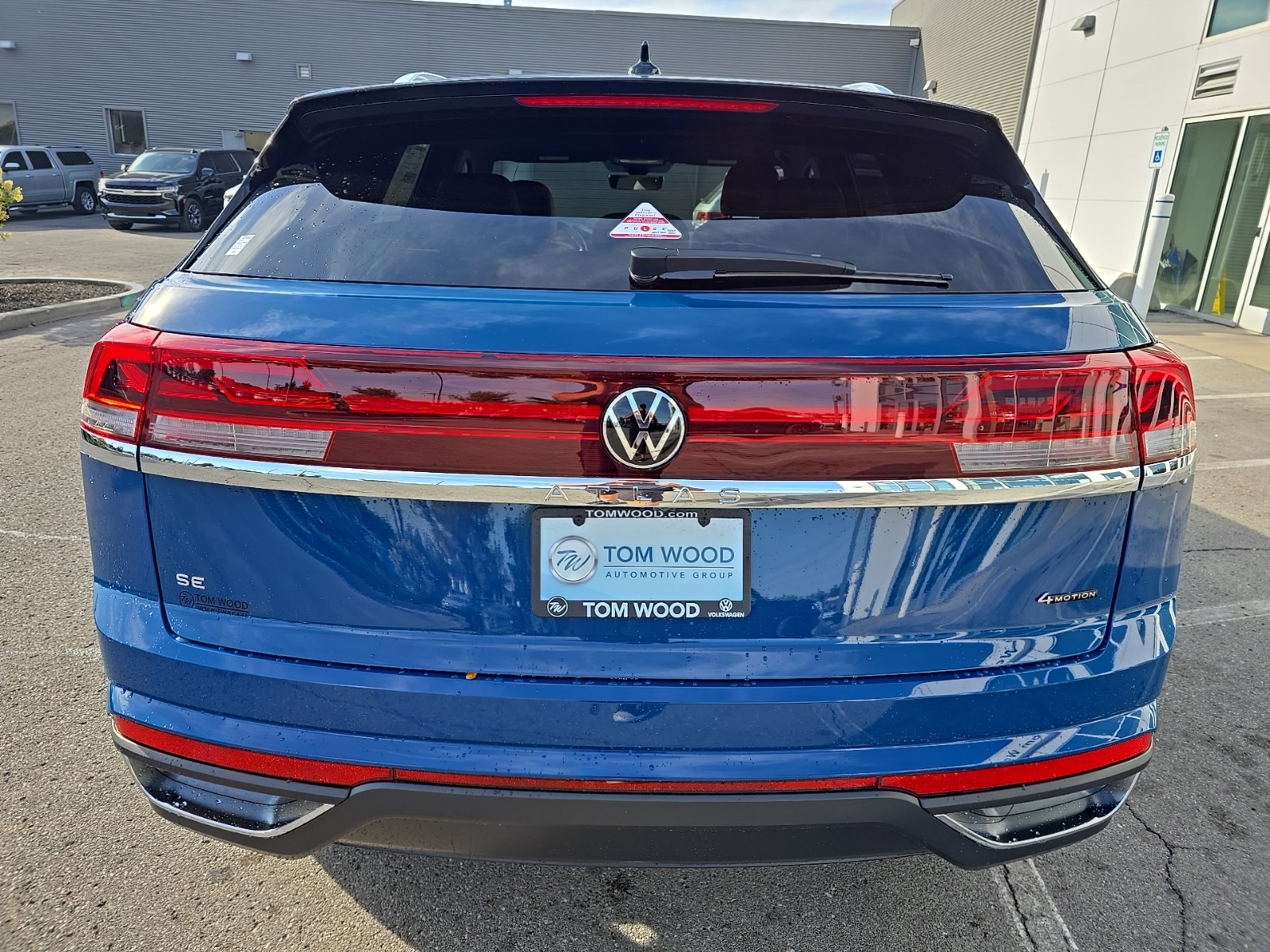 new 2026 Volkswagen Atlas Cross Sport car, priced at $38,723