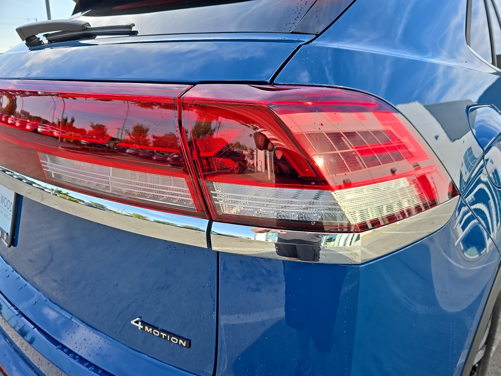 new 2026 Volkswagen Atlas Cross Sport car, priced at $38,723