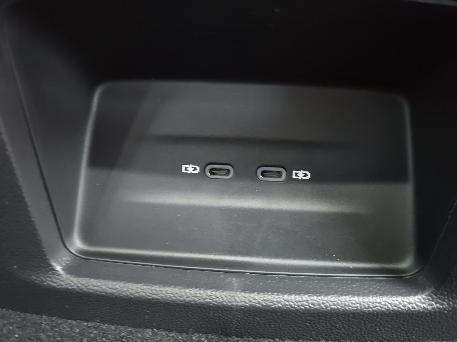 new 2026 Volkswagen Atlas Cross Sport car, priced at $38,723