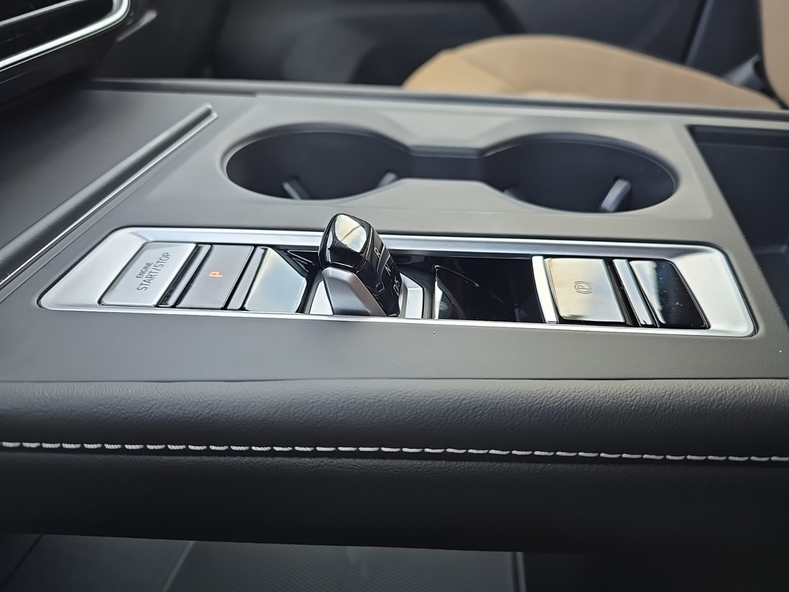 new 2026 Volkswagen Atlas Cross Sport car, priced at $38,723