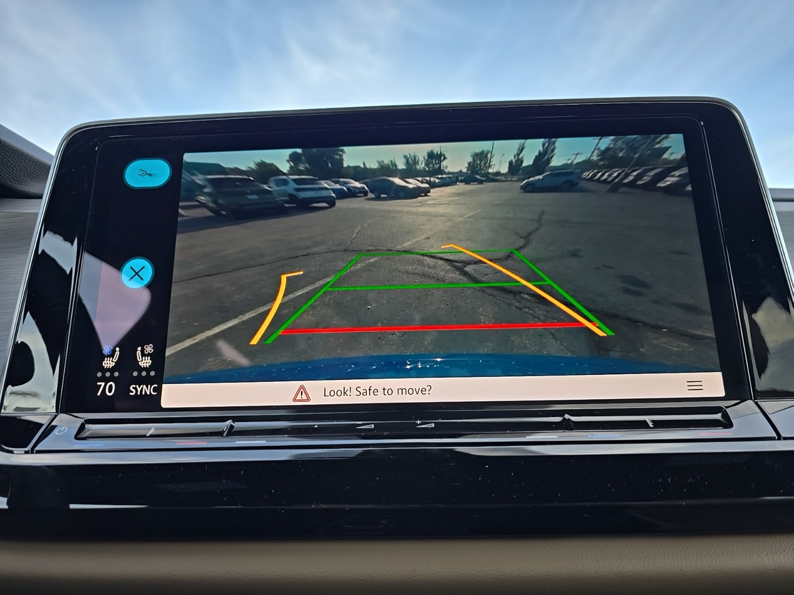 new 2026 Volkswagen Atlas Cross Sport car, priced at $38,723