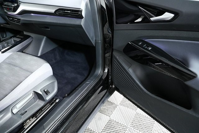 used 2022 Volkswagen ID.4 car, priced at $19,700