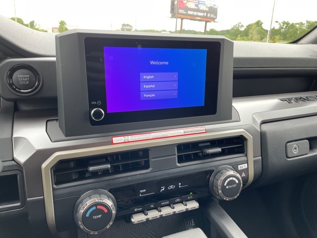 2025 Toyota Tacoma SR5 Double Cab photo 17
