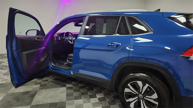 2025 Volkswagen Atlas Cross Sport 2.0T SE FWD 2025 Volkswagen Atlas Cross Sport 2.0T SE FWD