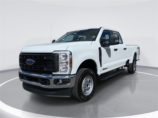 2026 Ford F-350 Super Duty XL's photo