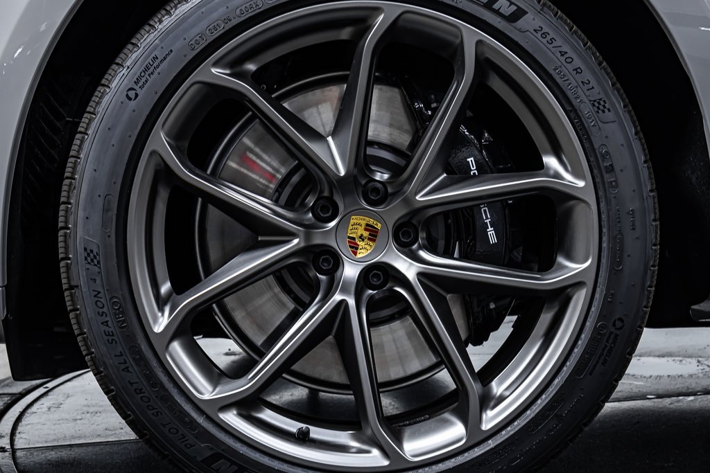 Macan GTS