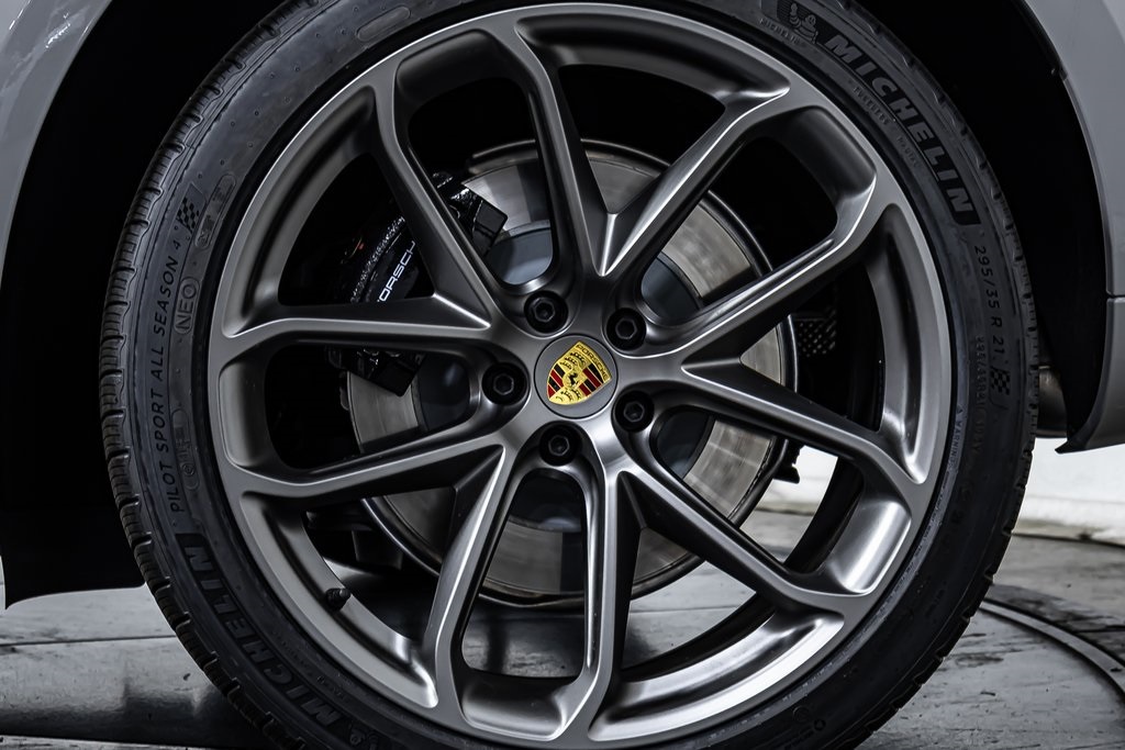 Macan GTS