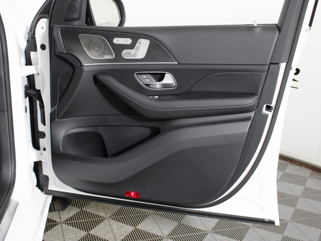 new 2026 Mercedes-Benz GLE car, priced at $74,815