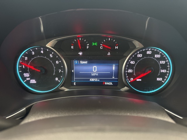 used 2024 Chevrolet Equinox car, priced at $22,900