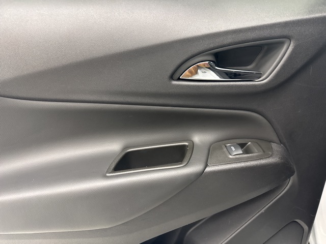 used 2024 Chevrolet Equinox car, priced at $22,900