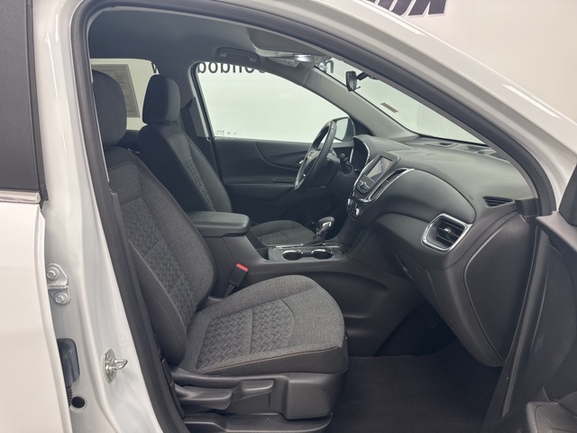 used 2024 Chevrolet Equinox car, priced at $22,900