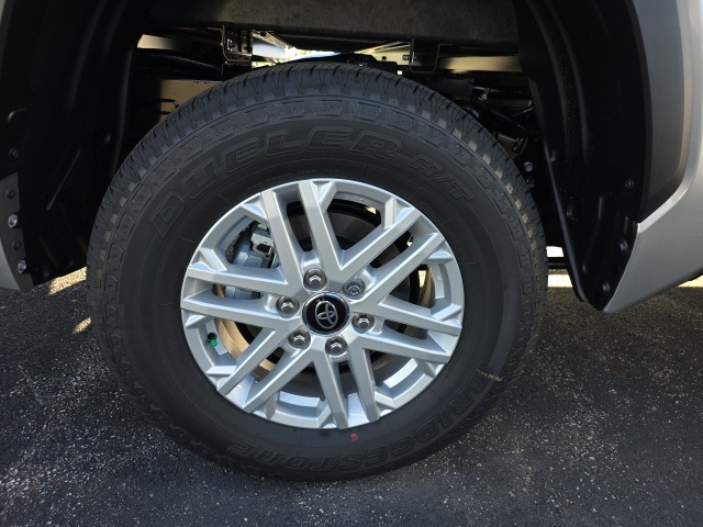 2026 Toyota Tundra SR5 CrewMax photo 10