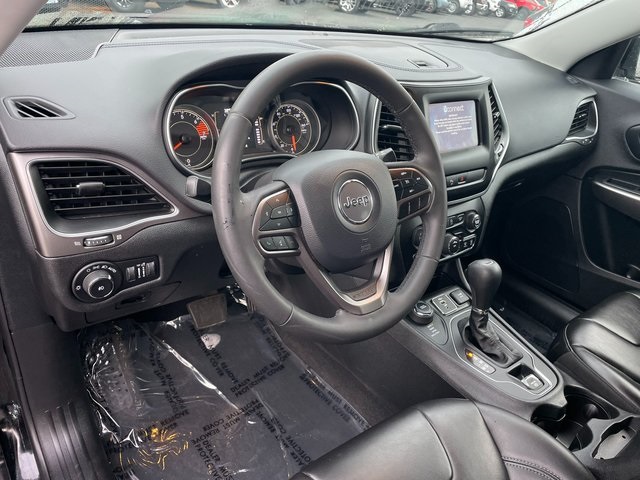 used 2020 Jeep Cherokee car, priced at $15,983