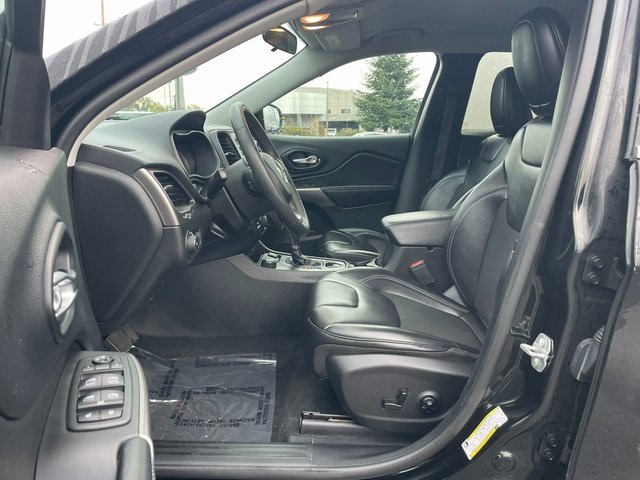 used 2020 Jeep Cherokee car, priced at $15,983