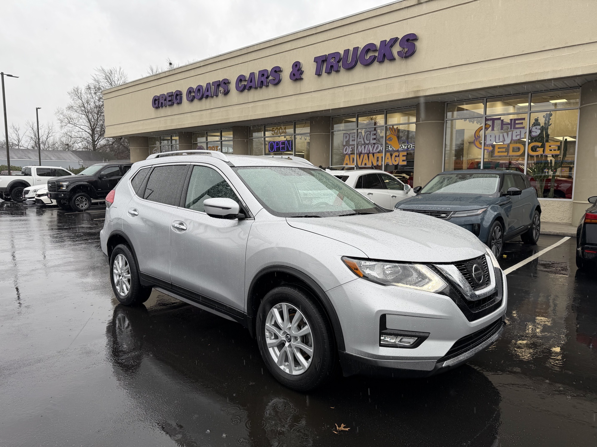2017 Nissan Rogue SV