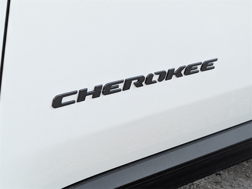 new 2026 Jeep Cherokee car, priced at $40,220