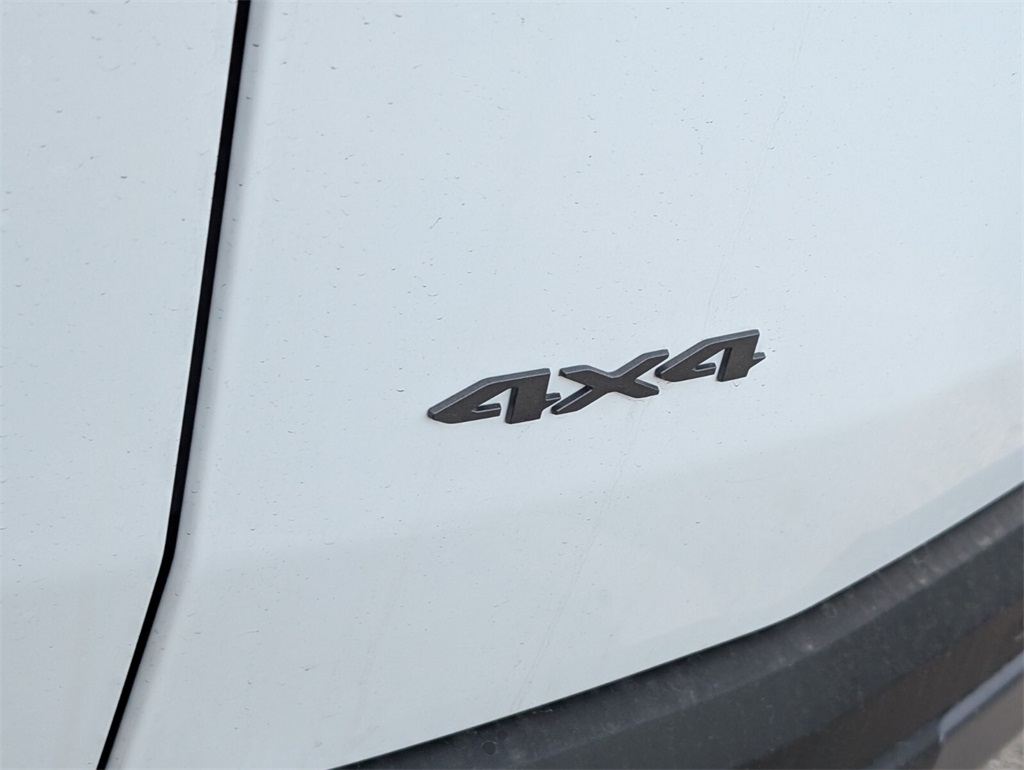 new 2026 Jeep Cherokee car, priced at $40,220