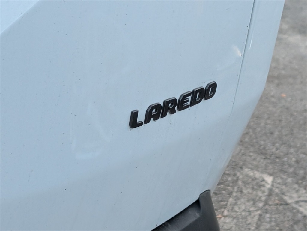 new 2026 Jeep Cherokee car, priced at $40,220