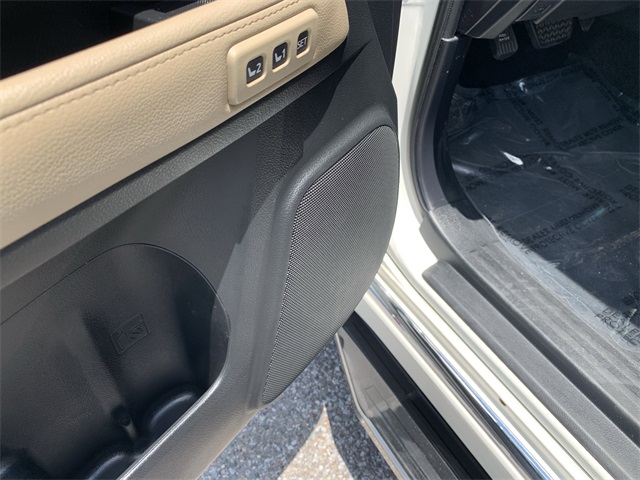 2020 White Toyota 4Runner Limited RWD SUV