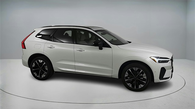 new 2026 Volvo XC60 car, priced at $57,985