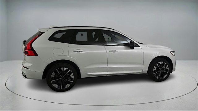 new 2026 Volvo XC60 car, priced at $57,985