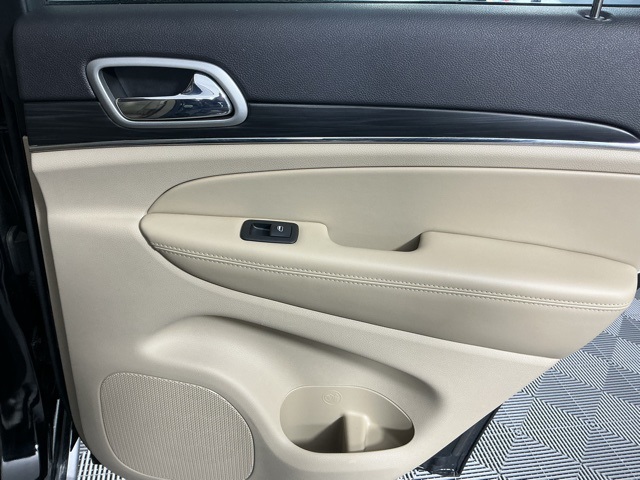 used 2019 Jeep Grand Cherokee car, priced at $20,000