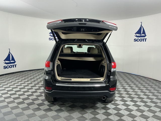 used 2019 Jeep Grand Cherokee car, priced at $20,000