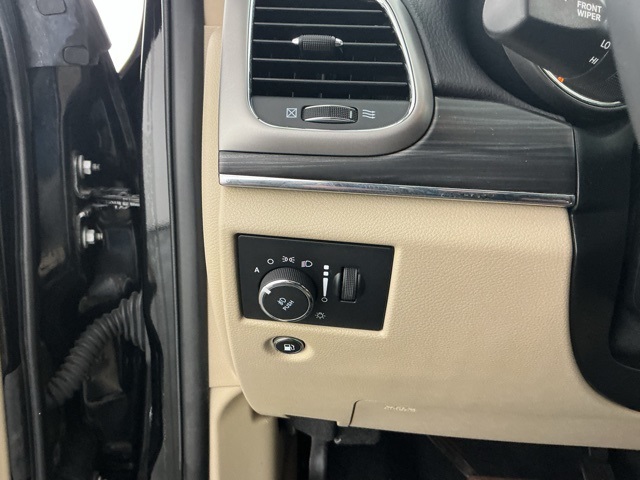 used 2019 Jeep Grand Cherokee car, priced at $20,000